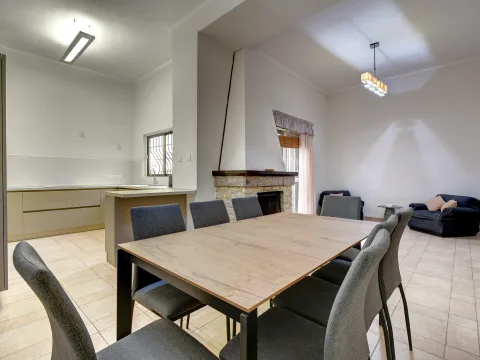 5 bed Town House For Rent in Sliema, Sliema - thumb 6