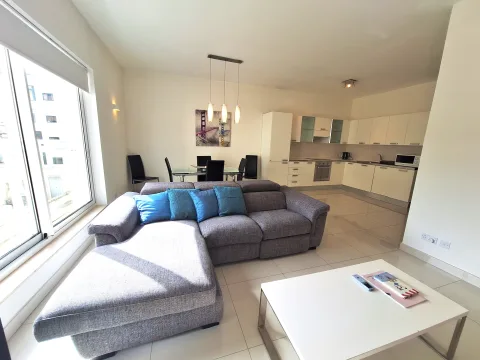 2 bed Apartment For Rent in Sliema, Sliema - thumb 2