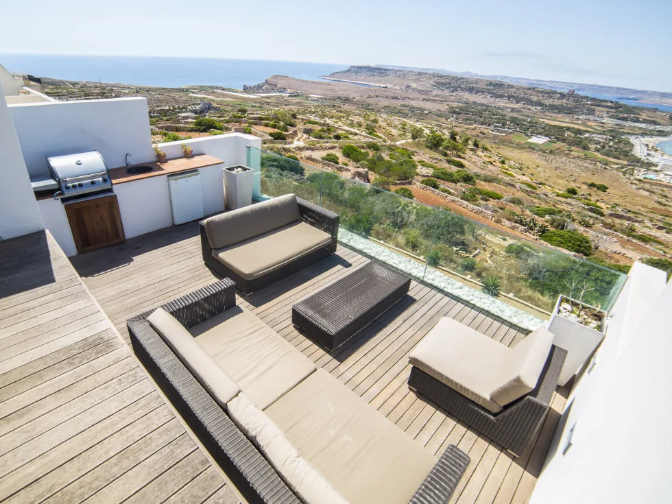 2 bed Penthouse For Rent in Mellieha, Mellieha - thumb 1