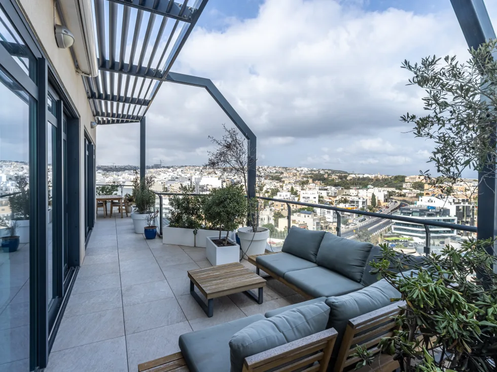 3 bed Penthouse For Sale in St Julian's, St Julian's - thumb 1