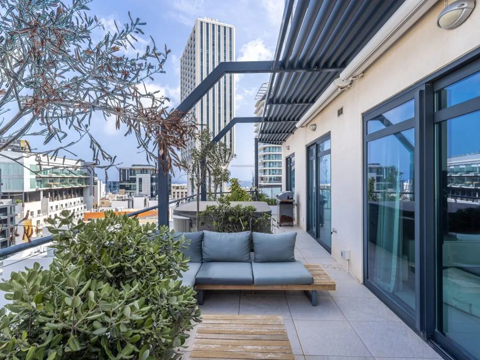 3 bed Penthouse For Sale in St Julian's, St Julian's - thumb 13