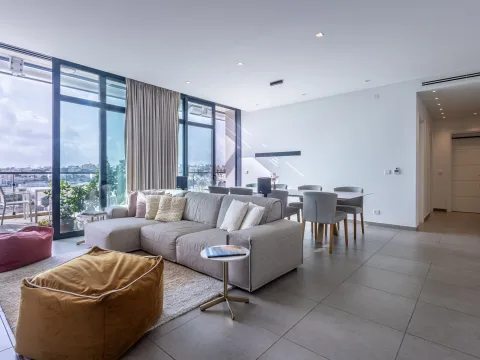 3 bed Penthouse For Sale in St Julian's, St Julian's - thumb 5