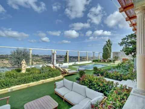 4 bed Villa For Rent in Mgarr, Mgarr - thumb 1