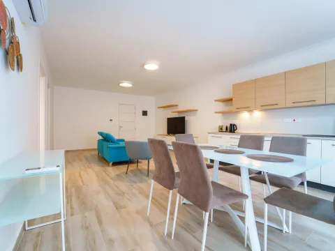 2 bed Apartment For Rent in Swieqi, Swieqi - thumb 7