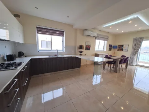 3 bed Apartment For Rent in Qawra, Qawra - thumb 6