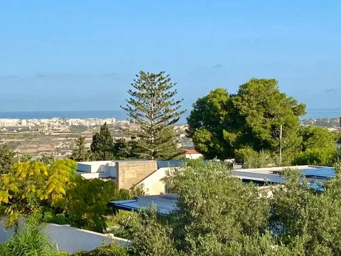 4 bed Villa For Sale in Naxxar, Naxxar - thumb 2