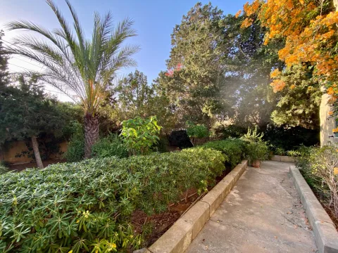 4 bed Villa For Sale in Naxxar, Naxxar - thumb 3