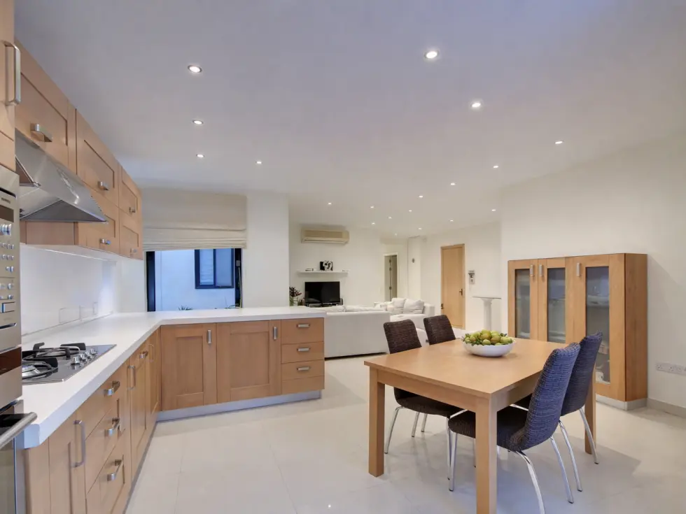 3 bed Apartment For Sale in San Gwann, San Gwann - thumb 5