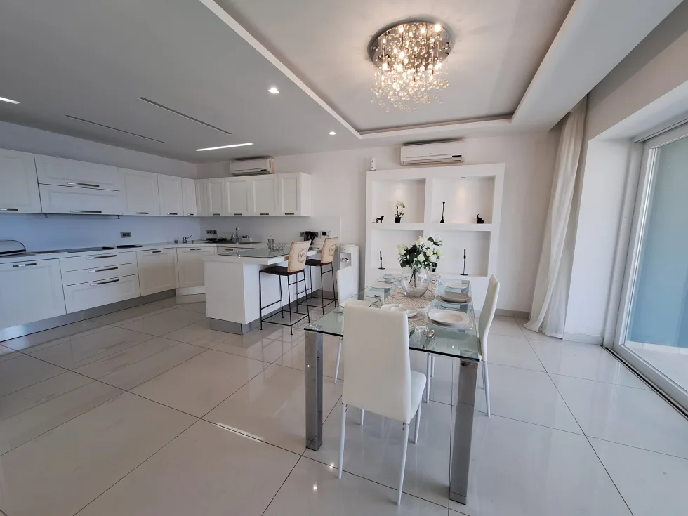 3 bed Apartment For Rent in Sliema, Sliema - thumb 3