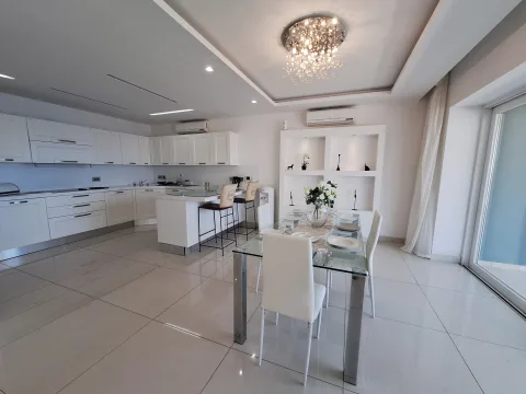 3 bed Apartment For Rent in Sliema, Sliema - thumb 3