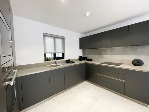 2 bed Penthouse For Rent in Sliema, Sliema - thumb 12