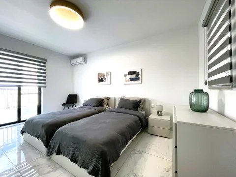 2 bed Penthouse For Rent in Sliema, Sliema - thumb 15