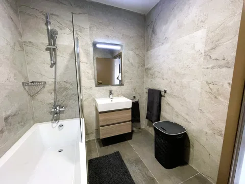 2 bed Penthouse For Rent in Sliema, Sliema - thumb 17