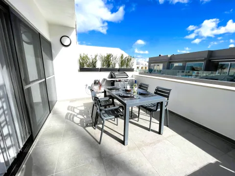 2 bed Penthouse For Rent in Sliema, Sliema - thumb 18