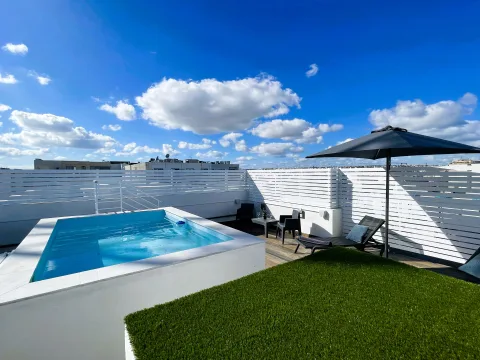 2 bed Penthouse For Rent in Sliema, Sliema - thumb 2