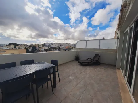 2 bed Penthouse For Rent in Swieqi, Swieqi - thumb 4
