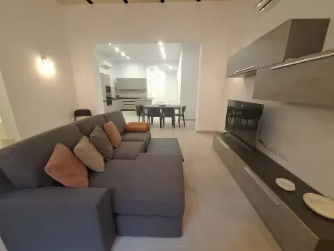 3 bed Maisonette For Rent in Sliema, Sliema - thumb 3