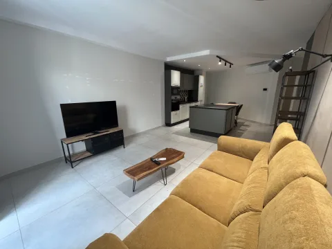 3 bed Apartment For Rent in Sliema, Sliema - thumb 2