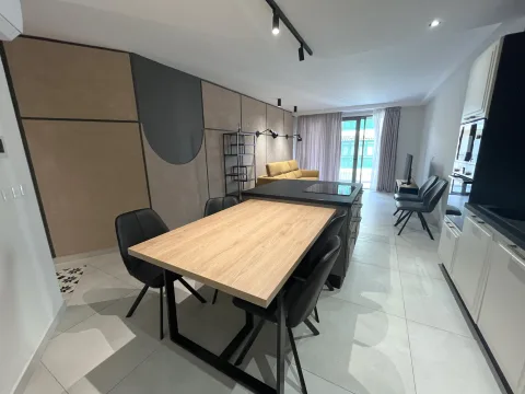 3 bed Apartment For Rent in Sliema, Sliema - thumb 3