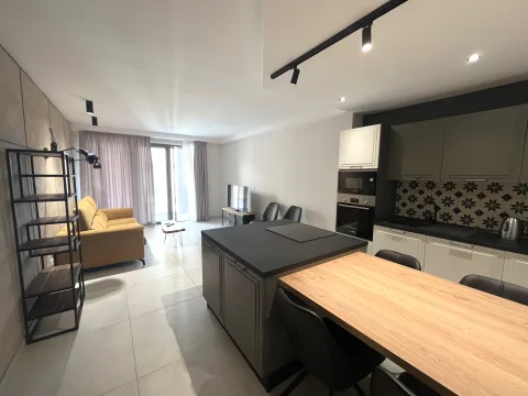 3 bed Apartment For Rent in Sliema, Sliema - thumb 4