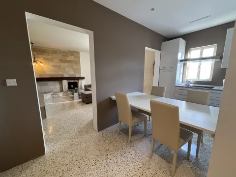 2 bed Apartment For Rent in Sliema, Sliema - thumb 6