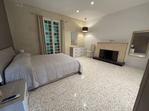 2 bed Apartment For Rent in Sliema, Sliema - thumb 7