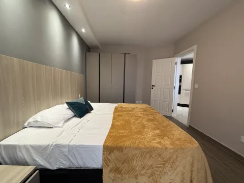 2 bed Apartment For Rent in Sliema, Sliema - thumb 12