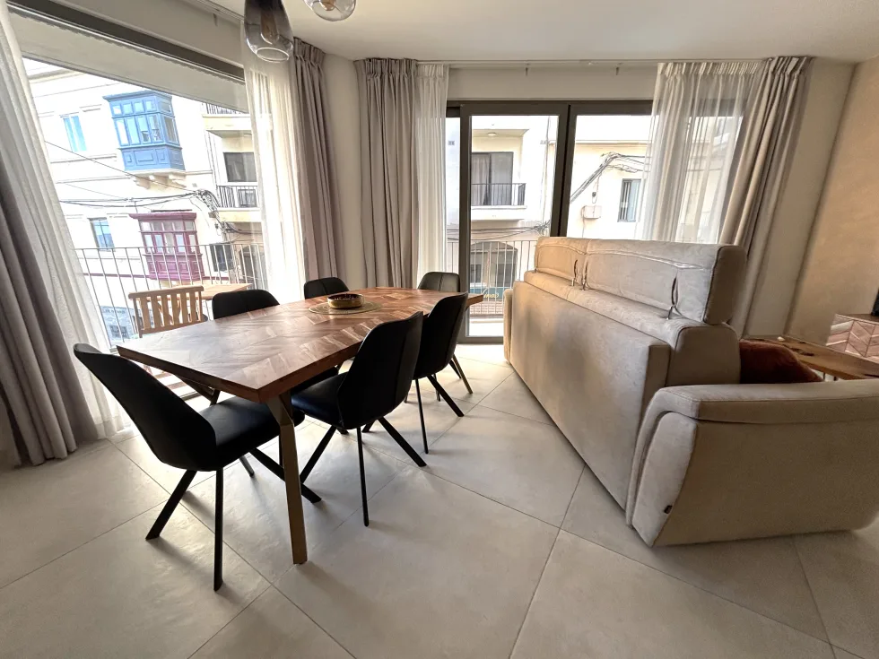 2 bed Apartment For Rent in Sliema, Sliema - thumb 2