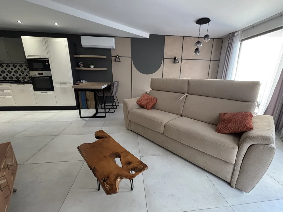 2 bed Apartment For Rent in Sliema, Sliema - thumb 4