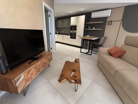 2 bed Apartment For Rent in Sliema, Sliema - thumb 5