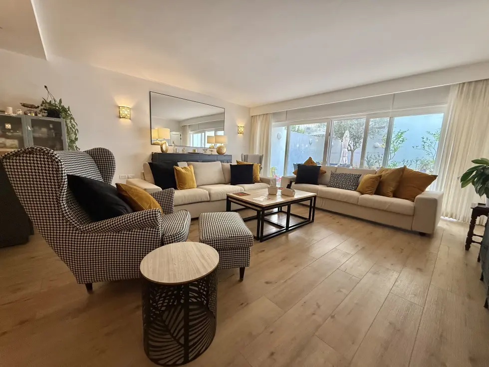 3 bed Apartment For Rent in Swieqi, Swieqi - thumb 1