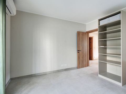 3 bed Apartment For Sale in Bahar ic-Caghaq, Bahar ic-Caghaq - thumb 16