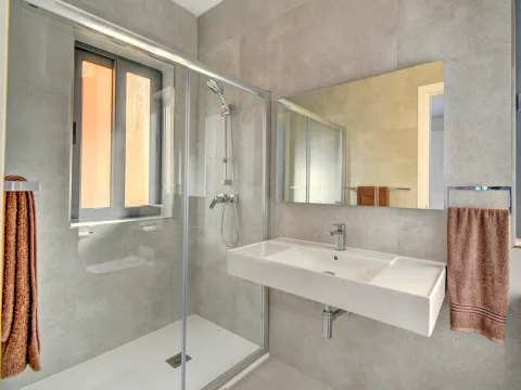 3 bed Apartment For Rent in Sliema, Sliema - thumb 16