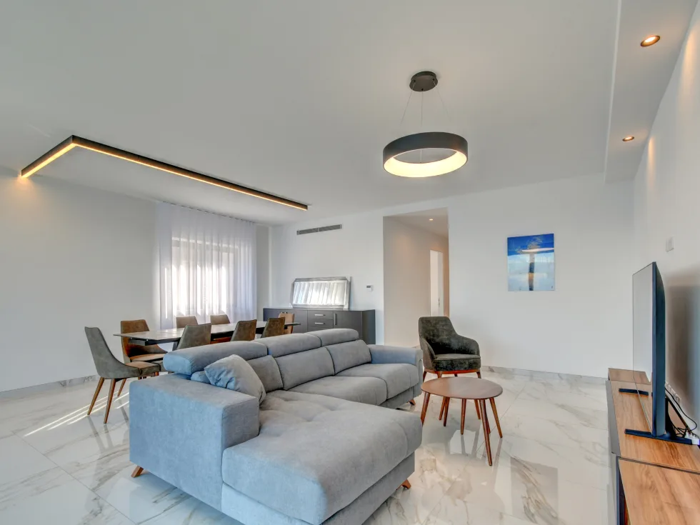 3 bed Apartment For Rent in Sliema, Sliema - thumb 5