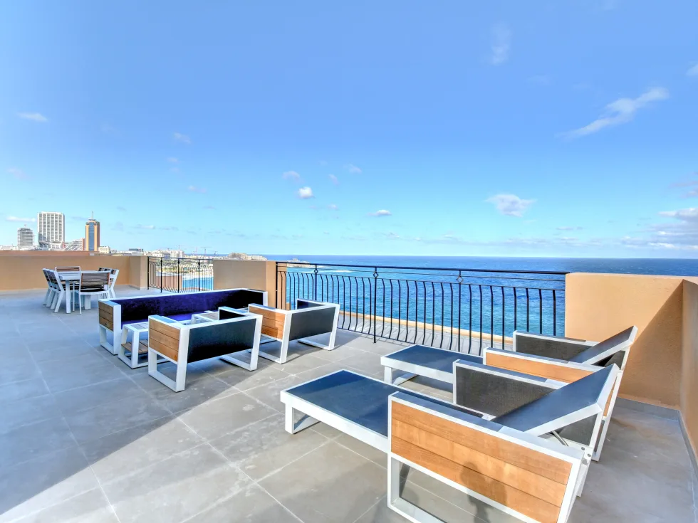 3 bed Penthouse For Rent in Sliema, Sliema - thumb 1