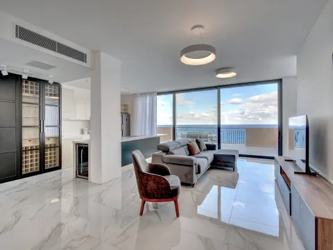 3 bed Penthouse For Rent in Sliema, Sliema - thumb 11