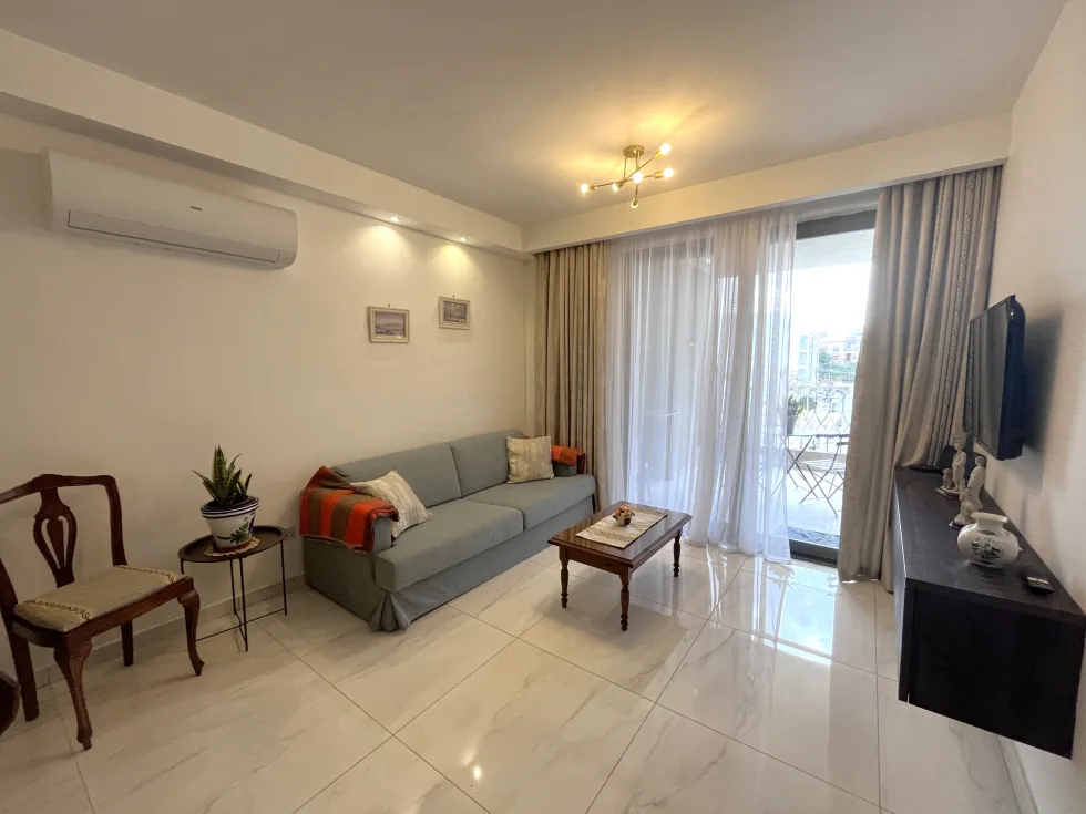 3 bed Apartment For Rent in Pembroke, Pembroke - thumb 1