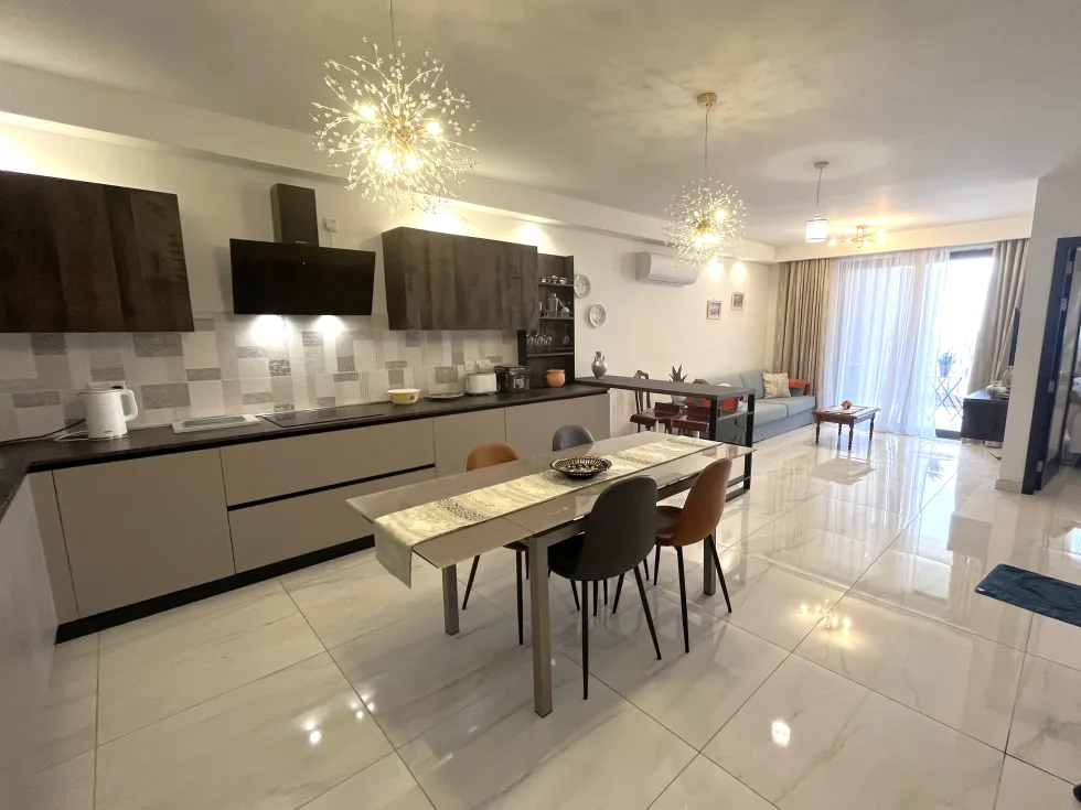 3 bed Apartment For Rent in Pembroke, Pembroke - thumb 4