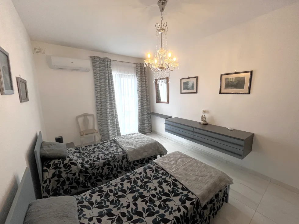 3 bed Apartment For Rent in Pembroke, Pembroke - thumb 7