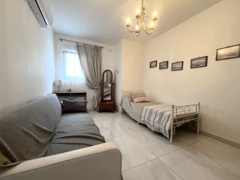 3 bed Apartment For Rent in Pembroke, Pembroke - thumb 8