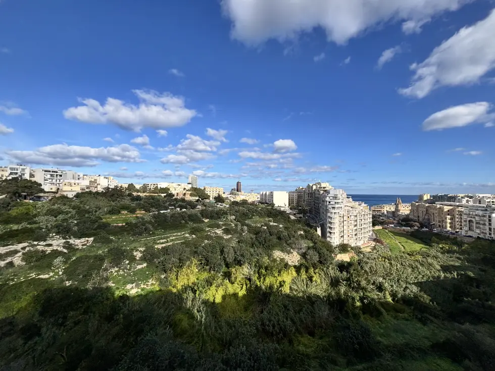 2 bed Apartment For Rent in St Julian's, St Julian's - thumb 1