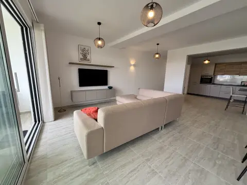 2 bed Apartment For Rent in St Julian's, St Julian's - thumb 6