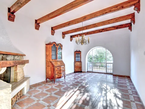 4 bed Villa For Sale in San Gwann, San Gwann - thumb 1