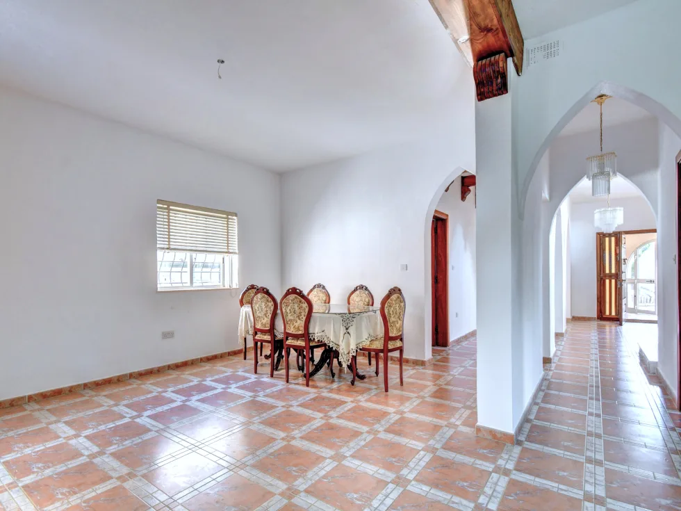 4 bed Villa For Sale in San Gwann, San Gwann - thumb 5