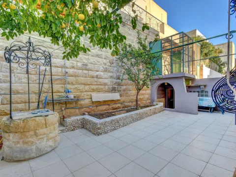 4 bed Villa For Sale in San Gwann, San Gwann - thumb 8