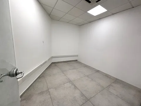 0 bed Office For Rent in Sliema, Sliema - thumb 5