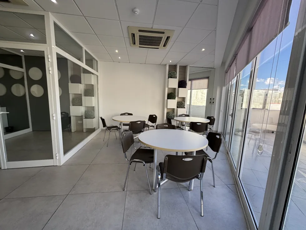 0 bed Office For Rent in Sliema, Sliema - thumb 8