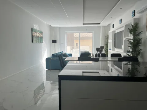 3 bed Apartment For Sale in St Julian's, St Julian's - thumb 5