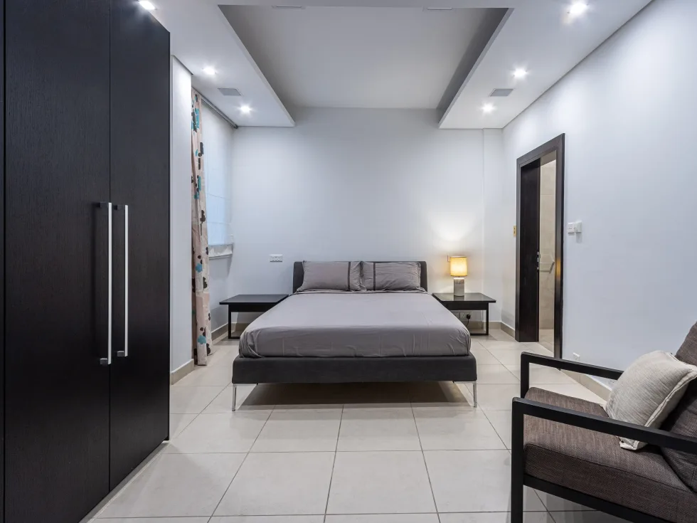 3 bed Apartment For Rent in Sliema, Sliema - thumb 16