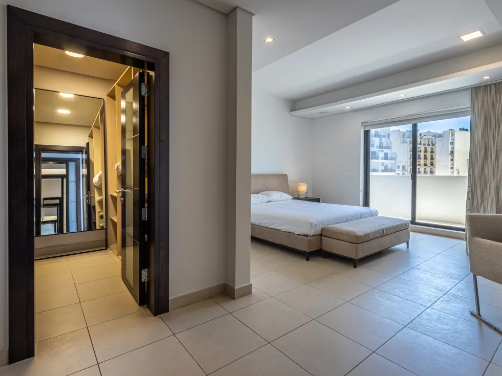 3 bed Apartment For Rent in Sliema, Sliema - thumb 19